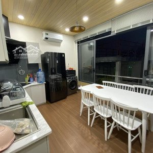 bán nhà mặt phố 4 tầng 1 lửng, 3 mặt thoáng, vị trí kinh doanh đỉnh cao tô hiến thành, quận 10! hcm
