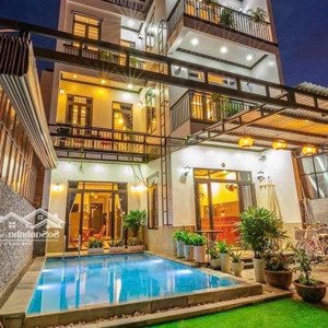 bán villa 10,5 tỷ, 215m2 tại trảng kèo, hội an, giá siêu hời 11 phòng + hồ bơi