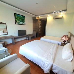 cho thuê phòng khách sạn 4 sao sát biển, nhiều tiện ích miễn phí tại nha trang