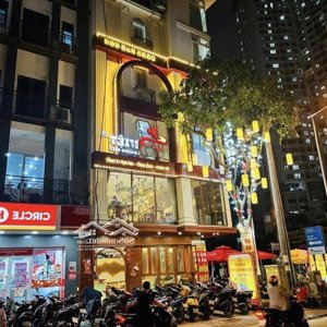 siêu phẩm! cho thuê mặt bằng kinh doanh phố trung hoà, vị trí lô góc đẹp, làm nhà hàng rất phù hợp