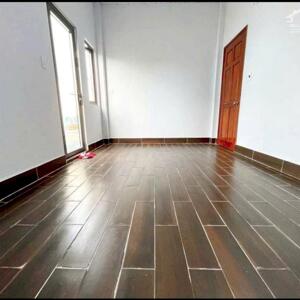 BÁN NHÀ MT 7M TT. CẦN ĐƯỚC, GIÁ 2TỶ3,DT 120M2 , SHR, CÔNG CHỨNG SANG TÊN NGAY