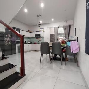 Ô tô tới nhà, Bán nhà hẻm 261 Đình Phong Phú Tăng Nhơn Phú B, 80m2, ngang 5m, chỉ 7 tỷ X