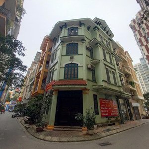 cho thuê nhà lô góc có thang máy hoàng ngân, nguyễn thị định, trung hòa. dt 100m2 x 7 tầng.
