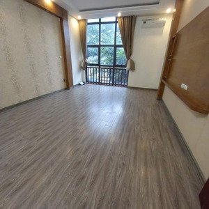 chính chủ cho thuê nhà ngõ thọ tháp có thang máy. diện tích: 105m2 x 6 tầng.