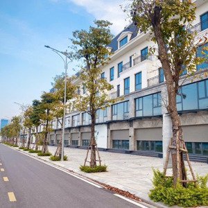 5 tỷ bán liền kề 80m2, 5 tầng thang máy, ô tô vào nhà, + nội thất 100tr