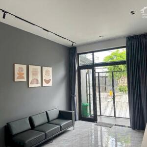 SIÊU HIẾM! BÁN NHÀ 2TẦNG MẶT PHỐ HẢI CHÂU – FULL NỘI THẤT, VALI Ở NGAY - GIÁ CHỐT MONG ĐỢI