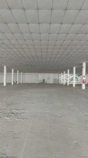 cho thuê kho xưởng 5.200m2 giá 450 triệu/ đường nguyễn hữu trí, thị trấn tân túc, bình chánh, tphcm