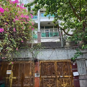 ngộp bank bán gấp nhà khu compound ven sông sài gòn, dt 9m x19,5m, hầm 4 tầng giá bán nhanh 33 tỷ