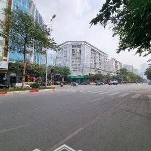 siêu hiếm bán mảnh đất 3.270m -mt 70m-lô góc-6 làn ô tô-kinh doanh đỉnh-trung tâm cầu giấy
