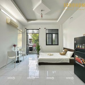 phòng ban công mới full nội thất ngay tân sơn nhì