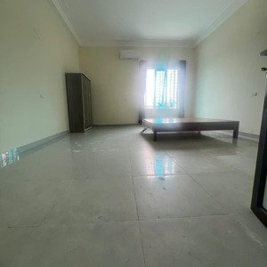 Phòng 40m2 Full Nội Thất đẹp, Có Sofa Làm Phòng Khách Xịn Xò Phòng Siêu To Khổng Lồ, Có Chỗ để ô Tô