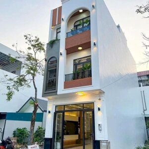  BÁN GẤP NHÀ 1 TRỆT 2 LẦU – NGAY MẶT TIỀN QL1A, TP TÂN AN – CHỈ 1,9 TỶ 