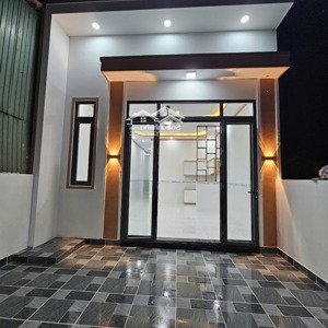 nhà đẹp sát bên đại học việt đức chỉ trả trước 300 triệu
