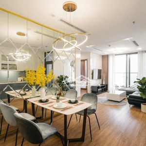 bán gấp ch cao cấpsun grand city - 69b thụy khuê, 150m2, 3pn, đủ đồ, view phố liên hệ: 0975864664