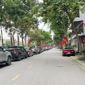 bán đất phân lô giang biên 75m2 mt5m đường 20m vỉa hè kinh doanh view vườn hoa
