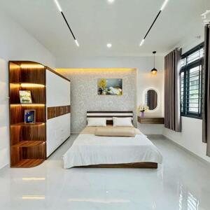 Duy nhất 1 căn hẻm 5m Nguyễn Thị Huỳnh, Phú Nhuận, 65m2, giá 4tỷ8, sổ hồng riêng, tiện kinh doanh
