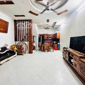 bán nhà hàm nghi, gần trường lê quý đôn, dân xây, gần ô tô, thông tứ tung, 36.5m2, giá chỉ 7.6 tỷ.