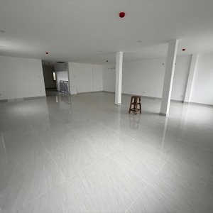 cho thuê toà nhà văn phòng nha khoa quận 1 dtsd 600m2
