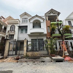 hot! bán gấp biệt thự kdc đầu tư & xây dựng tân thuận quận 7 | 160m2 trệt + 2 lầu 17.8 tỷ