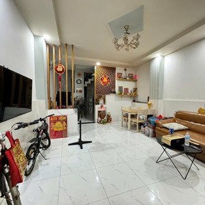 chính chủ bán nhà 1trệt 1lầu shr giá rẻ nhất khu vực p1-quận 8
