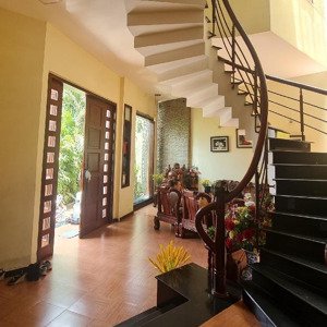 biệt phủ đường hậu giang quận 6 ngang khủng 12m