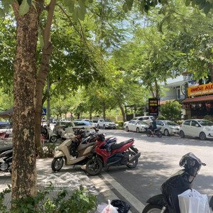 cho thuê mặt bằng tầng 1 - dt: 92m2 - vỉa hè 25m2 - ô tô tránh đỗ thoải mái - hà đông