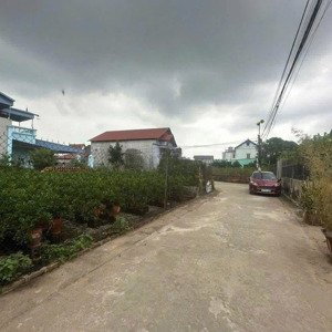 chính chủ gửi bán lô đất siêu đẹp tại xã mễ sở văn giang hưng yên, chỉ hơn 2 tỷ bạn đã sở hữu