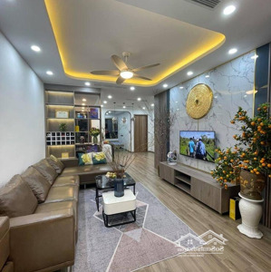 bán nhà gần ngã tư nhổn 39 m2 - cạnh quốc lộ 32 - 4 tầng - cho thuê dòng tiền