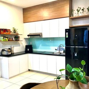 em cho thuê căn hộ hausneo,ngay vòng xoay liên phường,quận 9 gồm 1 phòng ngủ + 1 có đầy đủ nội thất