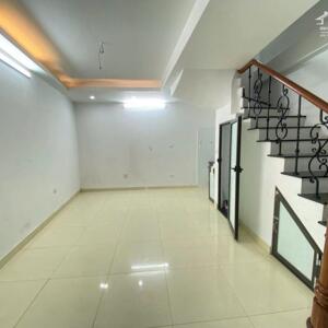 Cho thuê nhà Phố Giáp Nhị 40m2 x 2 tầng, 2 ngủ, 2 vệ sinh, 7 Triệu Bán hàng online, KD VP