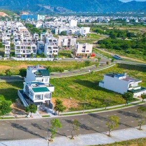 hot, giá tốt đất biệt thự đường 27m gói 7, đối diện biệt thự gói 6 xem ngay
