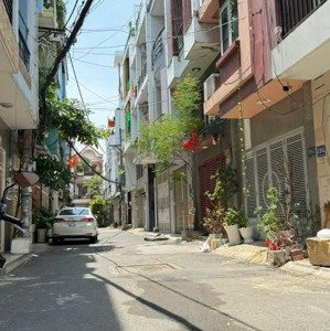 nhỉnh hơn 5tỷx tại đường lạc long quân, p3, quận 11 gần cv nước đầm sen 5p đi xe, cho thuê 8tr/ th
