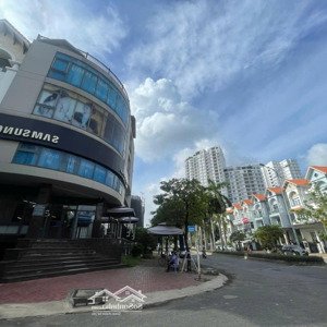 vip tòa nhà góc 2 mt 200m2 đường hoàng trọng mậu kdc himlam quận 7 cho thuê: 200tr lh: 0931353298