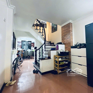 bán nhà cầu diễn 40m- 11.5 tỷ phân lô-ô tô tránh-2 mặt ngõ- cách phố 60m- ngõ trc nhà 6m- cực hiếm