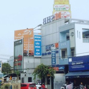 Cho Thuê Nhà 8x22, 1t 1l Mặt Tiền Hùng Vương, Kế Bên Pnj Phú Cường