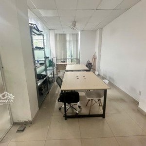 Cho Thuê Văn Phòng 27 m² Tầng 2 (dân Tộc, P. Tân Sơn Nhì, Q. Tân Phú)