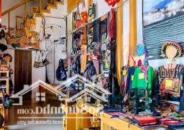 cho thuê nhà mp đẹp nhất cầu giấy 70m2 x 3 tầng, mt 8m