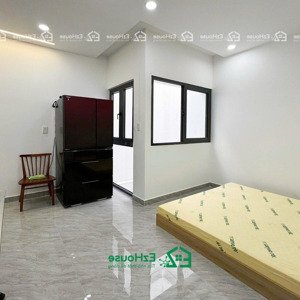 phòng có giếng trời, full nội thất ở tân phú