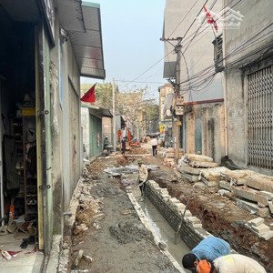 trục chính kinh doang tại lương quy xuân nội- đường oto tránh - giá 8x bé tí - diện tích 100m + 2mt
