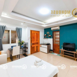 chdv nguyễn thị minh khai gần cầu bason_sân vận động hoa lư q1