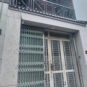 bán nhà 4x15 nở hậu tài lộc 71m2 một lầu hxh 4pn chỉ 5.5 tỷ