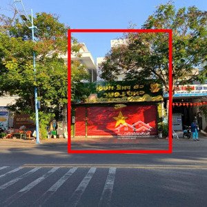 cho thuê 5 mặt tiền hoàng hoa thám (120m2, 500m2). giá thuê từ 20tr - 90tr/th. lh: 097 5000 582