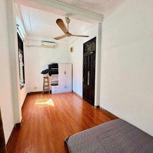 cho thuê nhà ngõ 192 lê trọng tấn 60m2 x 4t giá 11.5tr/th