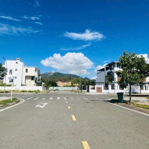 lô góc ngã tư đường rộng 18m gói 2 mỹ gia - giá tốt chỉ 40tr/m2 bao hết