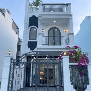 bán nhà đẹp 3 tầng, mới 100%, xây rất đẹp, nội thất xịn, gói 4 thái xuân - mỹ gia - nha trang