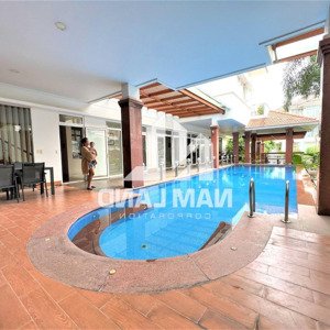 cho thuê biệt thự 600m2 hầm sân vườn 3 lầu 6 phòng khu compound an ninh tại nguyễn văn hưởng