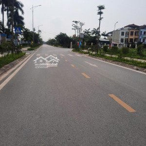 bán 88m2 trung tâm trâu quỳ, mặt tiền 4,2m, đường 8m có vỉa hè, ô tô đỗ ngày đêm