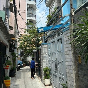 cho thuê nhà nguyên căn ngay trung tâm quận bình thạnh: diện tích: 3,6 x 18,5m nhà 2 mặt hẻm