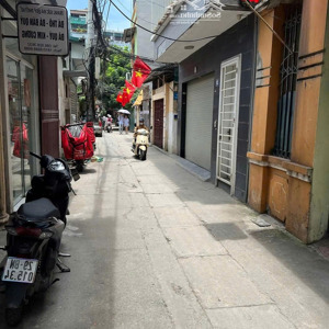 phố nguyễn khang, cầu giấy. nhà đẹp, ngõ rộng 3m. diện tích 68m2 x 4 tầng, tài chính 10 tỷ