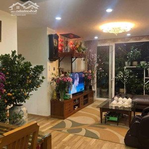 cho thuê căn góc tại phú gia, nguyễn huy tưởng, 120m2, 3pn, 2wc, 17 triệu/th, cho ở nhóm full đồ